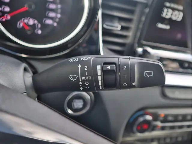 Kia XCeed 1.0 T-GDi DynamicPlusLine 2022 Benzine 18