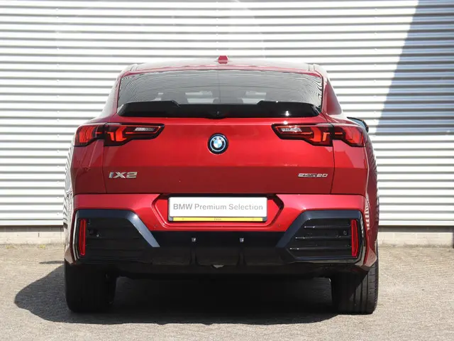 BMW iX2 eDrive20 2025 Elektrisch 4