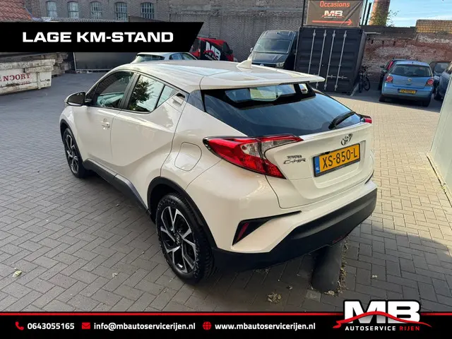 Toyota C-HR 1.2 Comfort, Navi, CarPlay, Camera 2019 Benzine 4