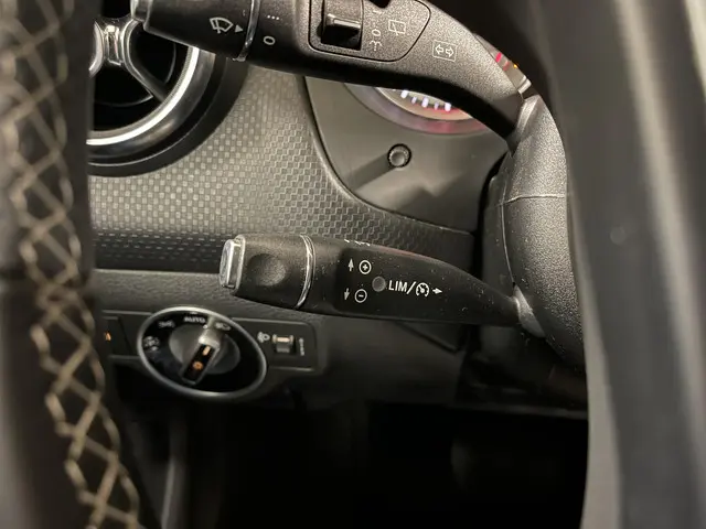 Mercedes-Benz A-Klasse 180 Ambition 2014 Benzine 13