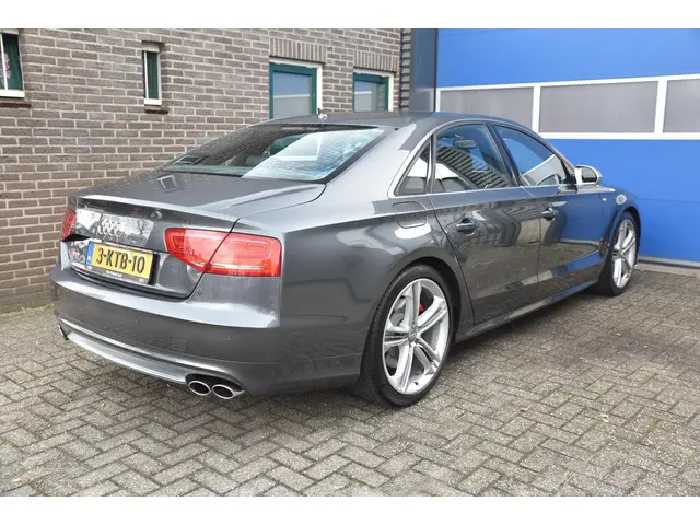 Audi A8 4.0 TFSI S8 quattro Pro Line+ 2013 Benzine 49