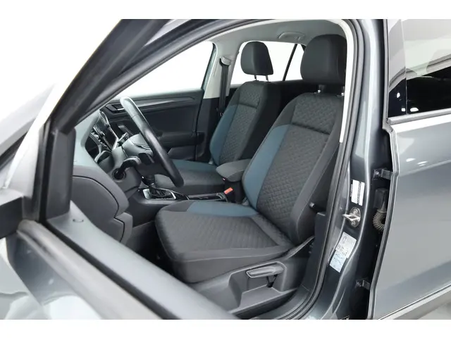 Volkswagen T-Roc 1.5 TSI 150 PK Sport (DSG) 2019 Benzine 3