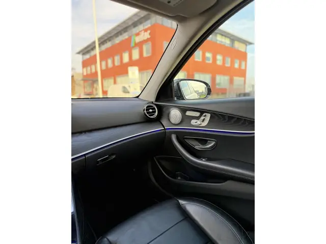 Mercedes-Benz E-Klasse 250 Premium Plus 2017 Benzine 18