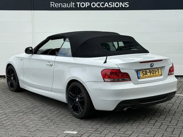 BMW 1 Serie Cabrio 118i M Pakket 2013 Benzine 6