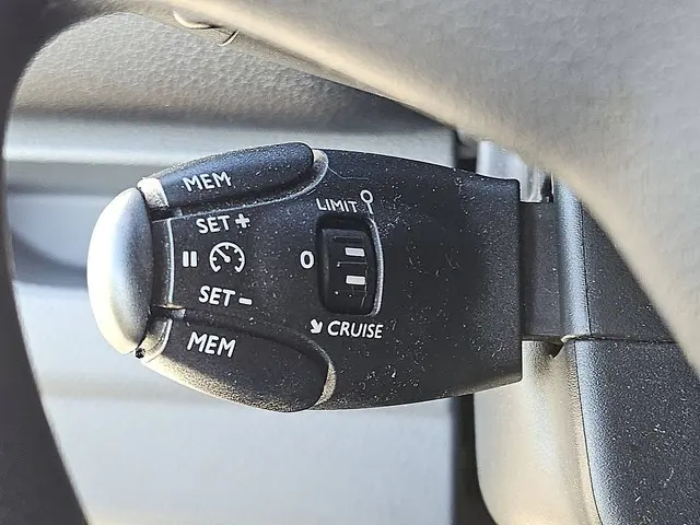 Peugeot Expert 2.0 2021 Diesel 12