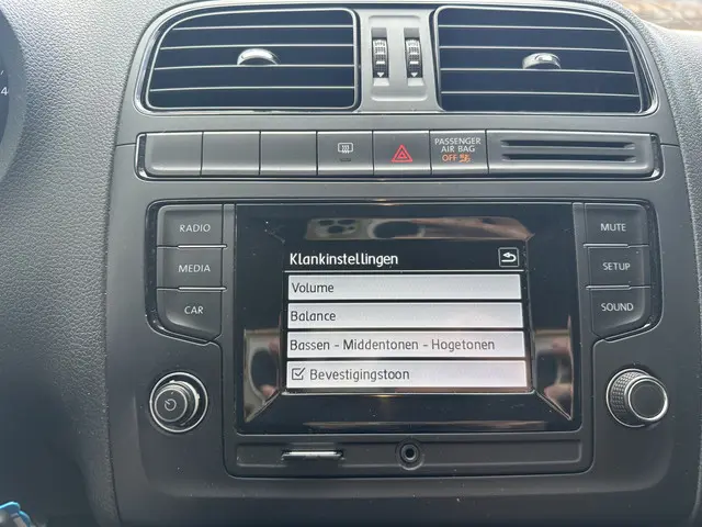 Volkswagen Polo 1.0 2014 Benzine 22