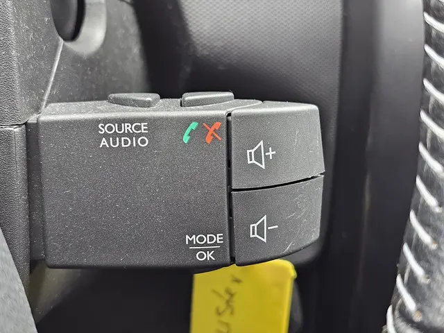 Dacia Duster 1.2 TCe 4x2 Lauréate 2016 Benzine 10