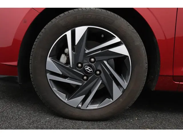 Hyundai i20 1.0 T-GDI 100pk Premium 2022 Benzine 39