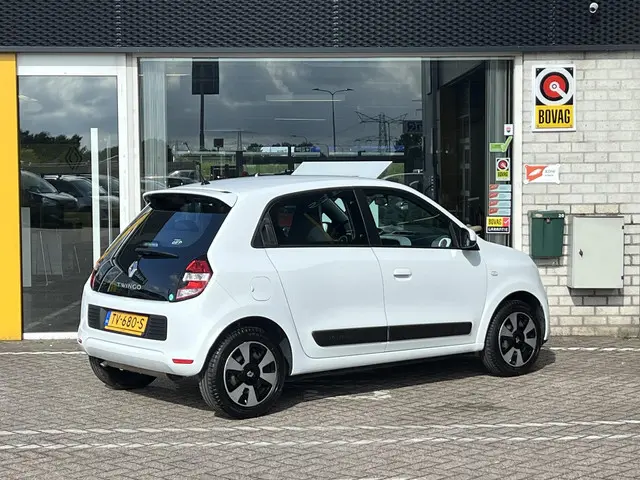 Renault Twingo 1.0 SCe Collection 2018 Benzine 25