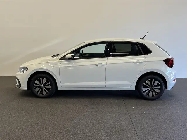 Volkswagen Polo 1.0 TSI Move AUT 70kW 2024 Benzine 29