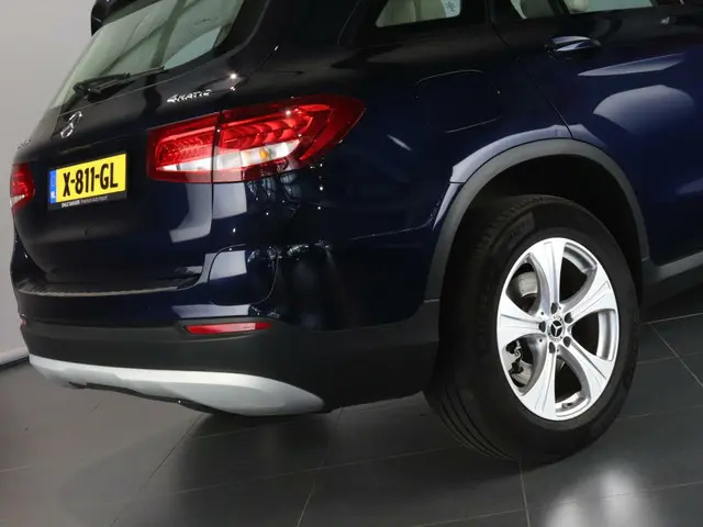Mercedes-Benz GLC 350e 4MATIC 2018 Hybride Benzine 37