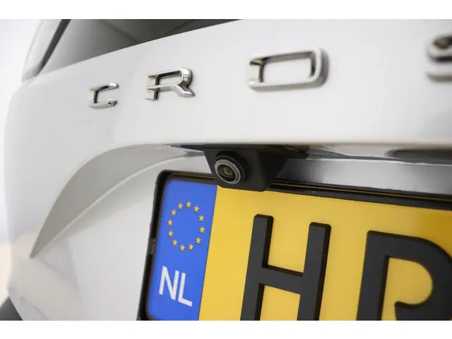 Opel Crossland 1.2 Turbo 110pk GS 2024 Benzine 16
