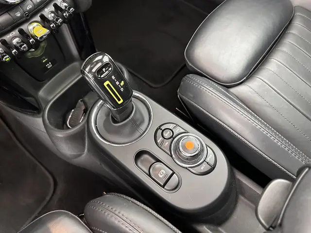 MINI Electric Mini Yours 33 kWh [ 3-Fase ] 2020 Elektrisch 15