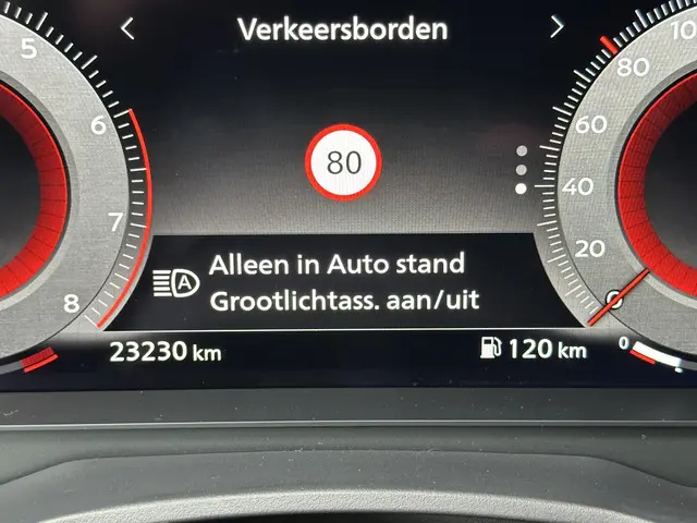 Nissan QASHQAI 1.3 MHEV Xtronic N-Connecta 2024 Benzine 53