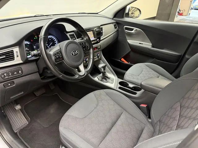 Kia Niro 1.6 GDi Hybrid ComfortLine 2017 Hybride Benzine 3
