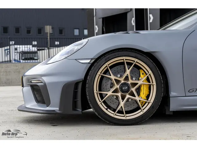 Porsche 718 GT4 RS 2022 Benzine 12