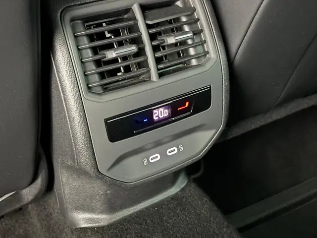 CUPRA Formentor 1.4 TSI e-Hybrid 2023 Hybride Benzine 28