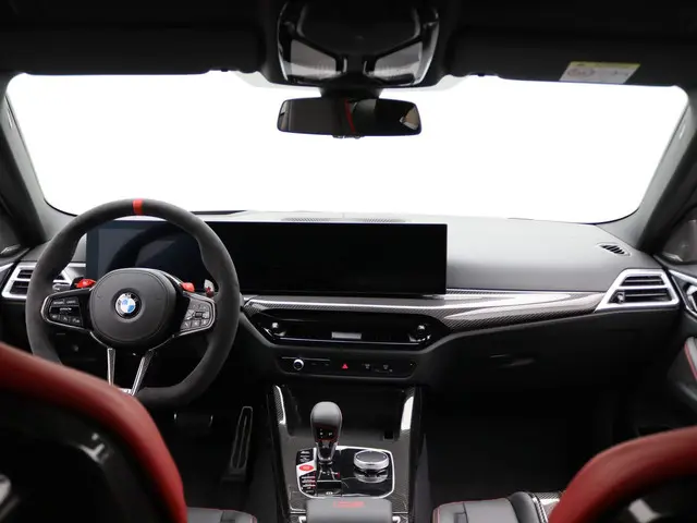 BMW M4 CS Coupé 2025 Benzine 6