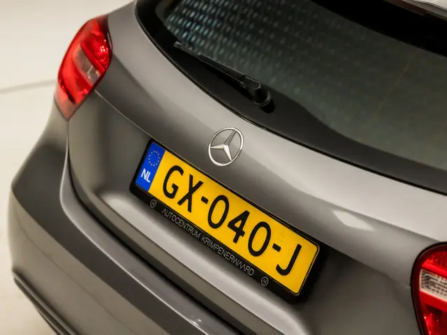 Mercedes-Benz A-Klasse 180 Sport 2013 Benzine 25