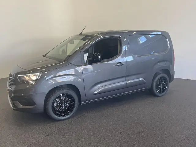 Opel Combo 130pk L1H1 2023 Diesel 3