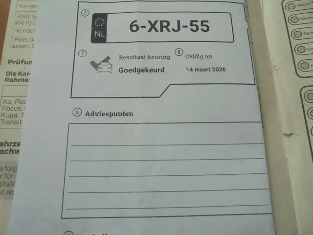 Ford C-MAX 1.0 Titanium APK TREKHAAK 2013 Benzine 39