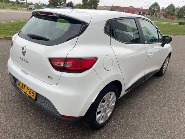 Renault Clio 0.9 TCe Expression Airco 5 drs 2014 Benzine 4