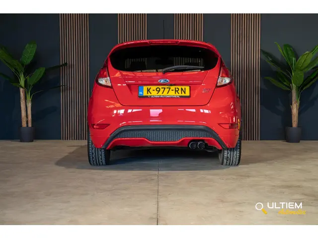 Ford Fiesta 1.6 ST2 2013 Benzine 7