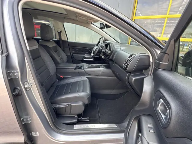 Citroën C5 Aircross 1.2 PureTech Shine 2023 Benzine 17