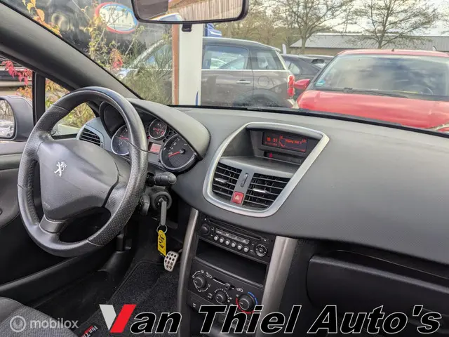 Peugeot 207 CC 1.6 VTi 2013 Benzine 14