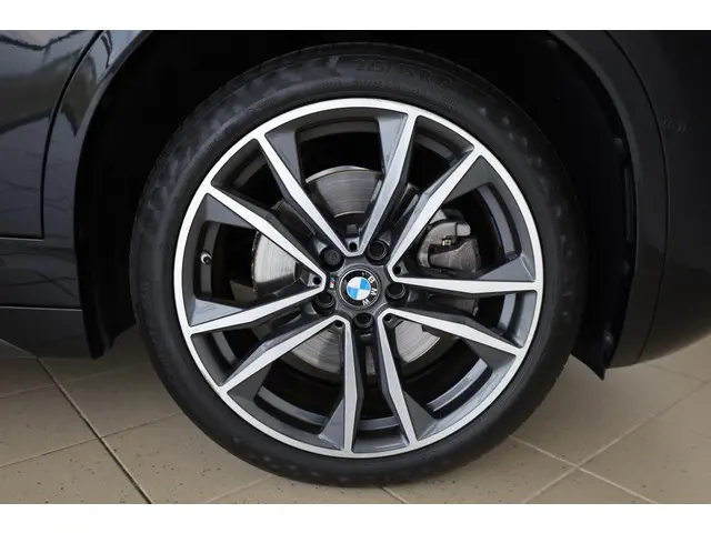 BMW X2 sDrive20i 2019 Benzine 6
