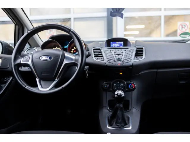 Ford Fiesta 1.0 White Edition AIRCO 2015 Benzine 10