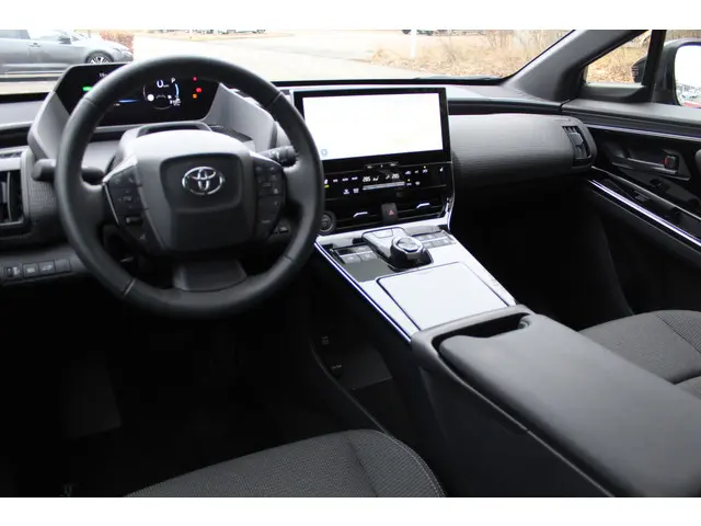 Toyota bZ4X Dynamic 71 kWh 2024 Elektrisch 7