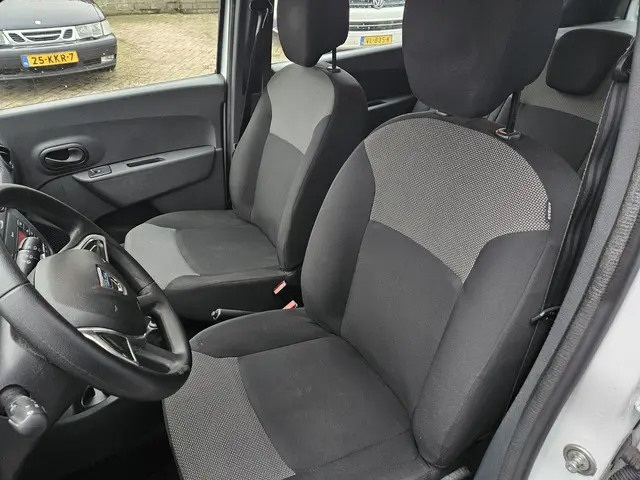 Dacia Lodgy 1.6 SCe 7p. 2020 Benzine 13
