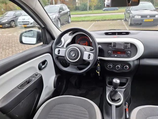 Renault Twingo 1.0 SCe Collection 2021 Benzine 12