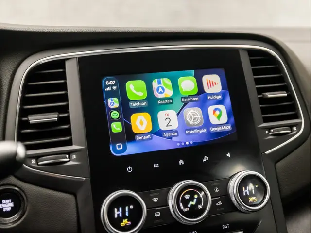 Renault Mégane Estate 1.3 TCe Sport Deluxe 2021 Benzine 8