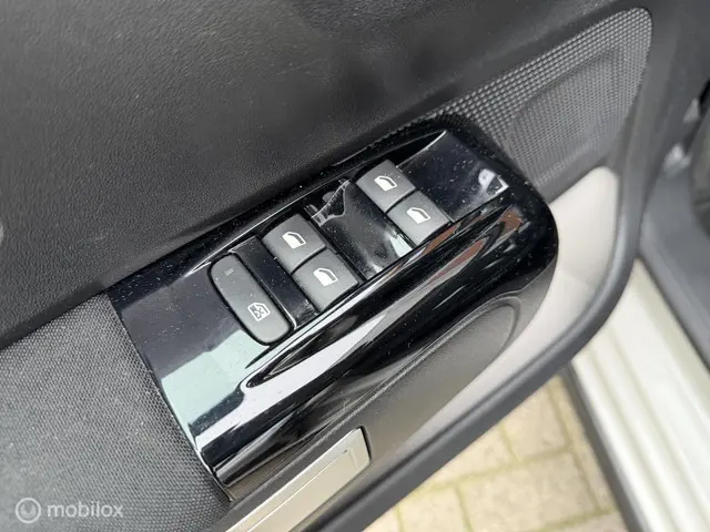 Citroën C3 1.2 PureTech Feel - 2018 Benzine 17