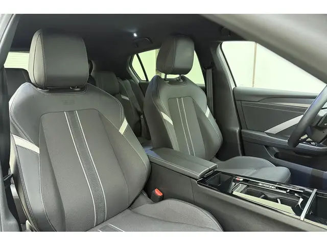 Opel Astra 1.2 Turbo Hybrid GS 2025 Hybride Benzine 13