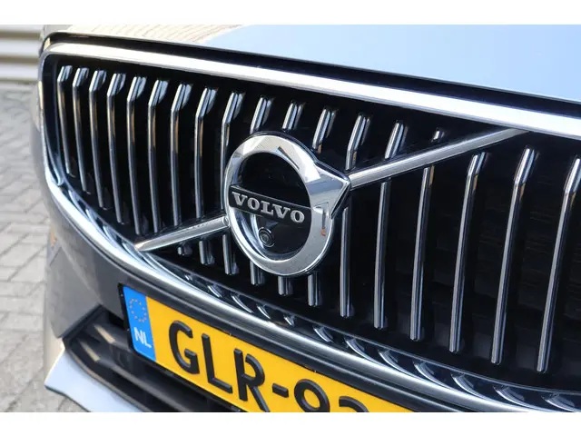 Volvo XC60 T8 AWD Inscription 2021 Hybride Benzine 10