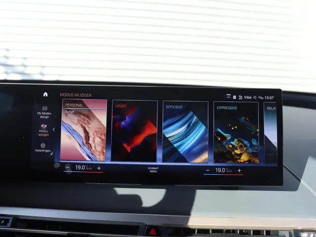 BMW iX xDrive40 2022 Elektrisch 27