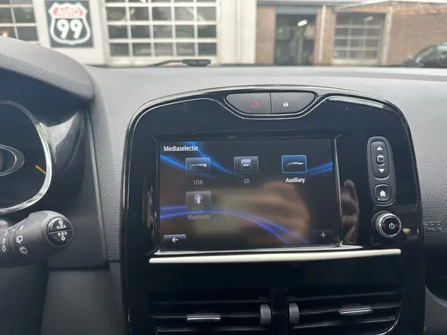 Renault Clio Estate 1.2 Dynamique 2015 Benzine 24