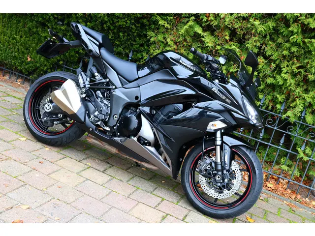 Kawasaki Z1000 Z1000SX | ABS BLACK EDITION 2018 Benzine 8