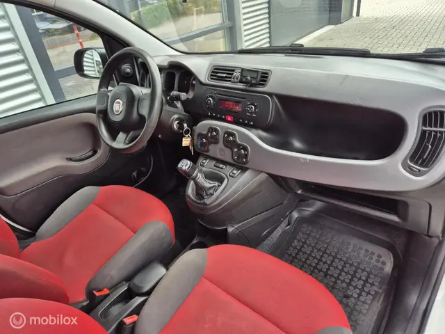 Fiat Panda 0.9 TwinAir Edizione Cool AIRCO 2015 Benzine 12