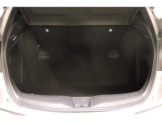 Toyota C-HR 1.8 Hybrid Style, 2019 Hybride Benzine 13