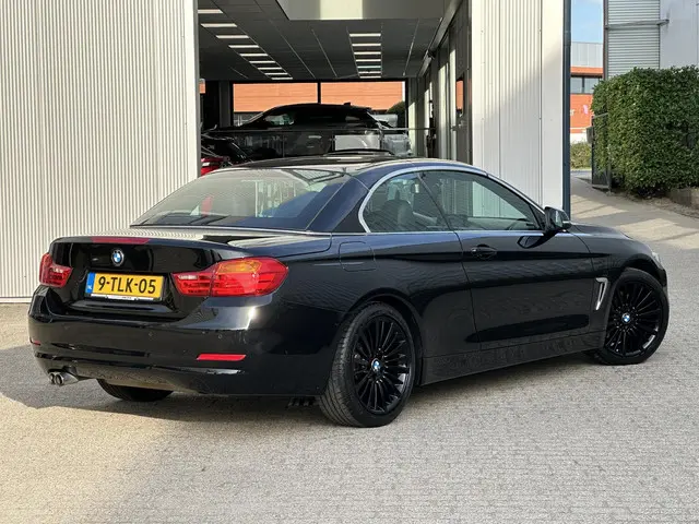 BMW 4 Serie Cabrio 428i High Executive 2014 Benzine 3