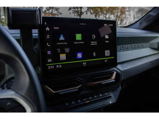 Dacia Duster extreme hybrid 140 2024 Hybride Benzine 18