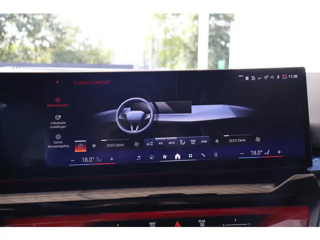 BMW 5 Serie Sedan 550e xDrive 2024 Hybride Benzine 19