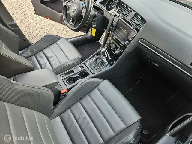 Volkswagen Golf 2.0 TSI 4Motion R 478 PK 2017 Benzine 14