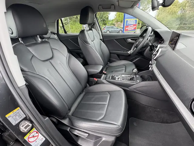 Audi Q2 35 TFSI S Edition 2022 Benzine 16