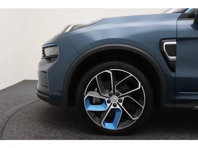 Lynk & Co 01 1.5 2022 Hybride Benzine 25