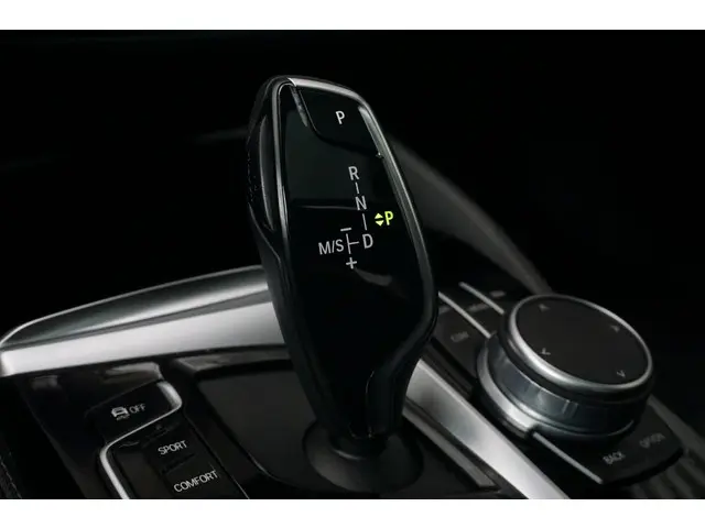 BMW 5 Serie 540i 2021 Benzine 12